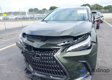 2025 Lexus Nx 250 z USA, uszkodzony, nr VIN 2T2ADCAZ5SC019011